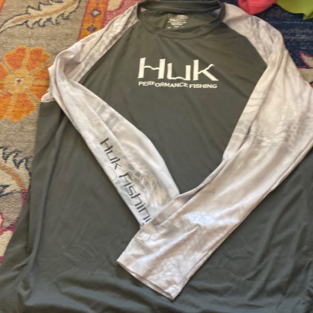 Huk fishing shirt new without tags